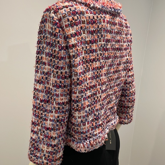 St. John knit blazer and skirt wool elegant - Picture 9 of 11